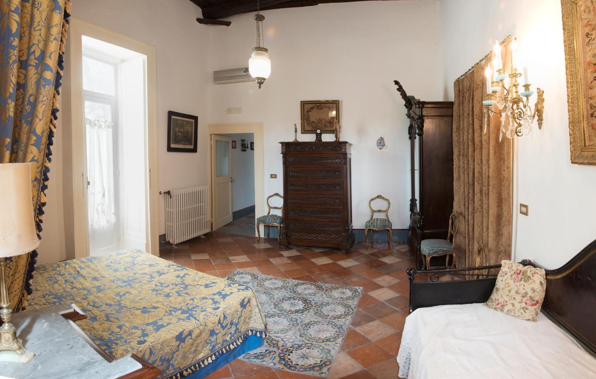 Appartamento Il Teatro Di Nerone Napoli Esterno foto